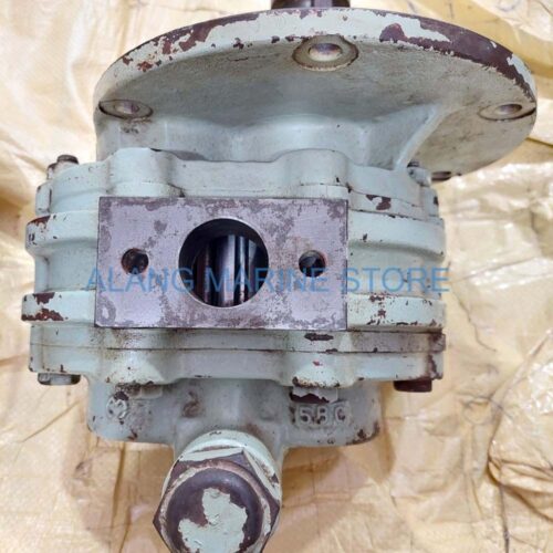 DAIHATSU DL20 OIL PUMP
